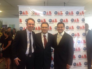 Foto presidente e Leo de Brito